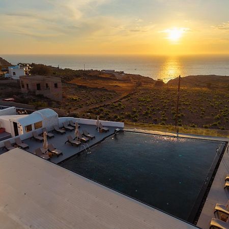 Akrotírion Serenita Luxury Suites מראה חיצוני תמונה