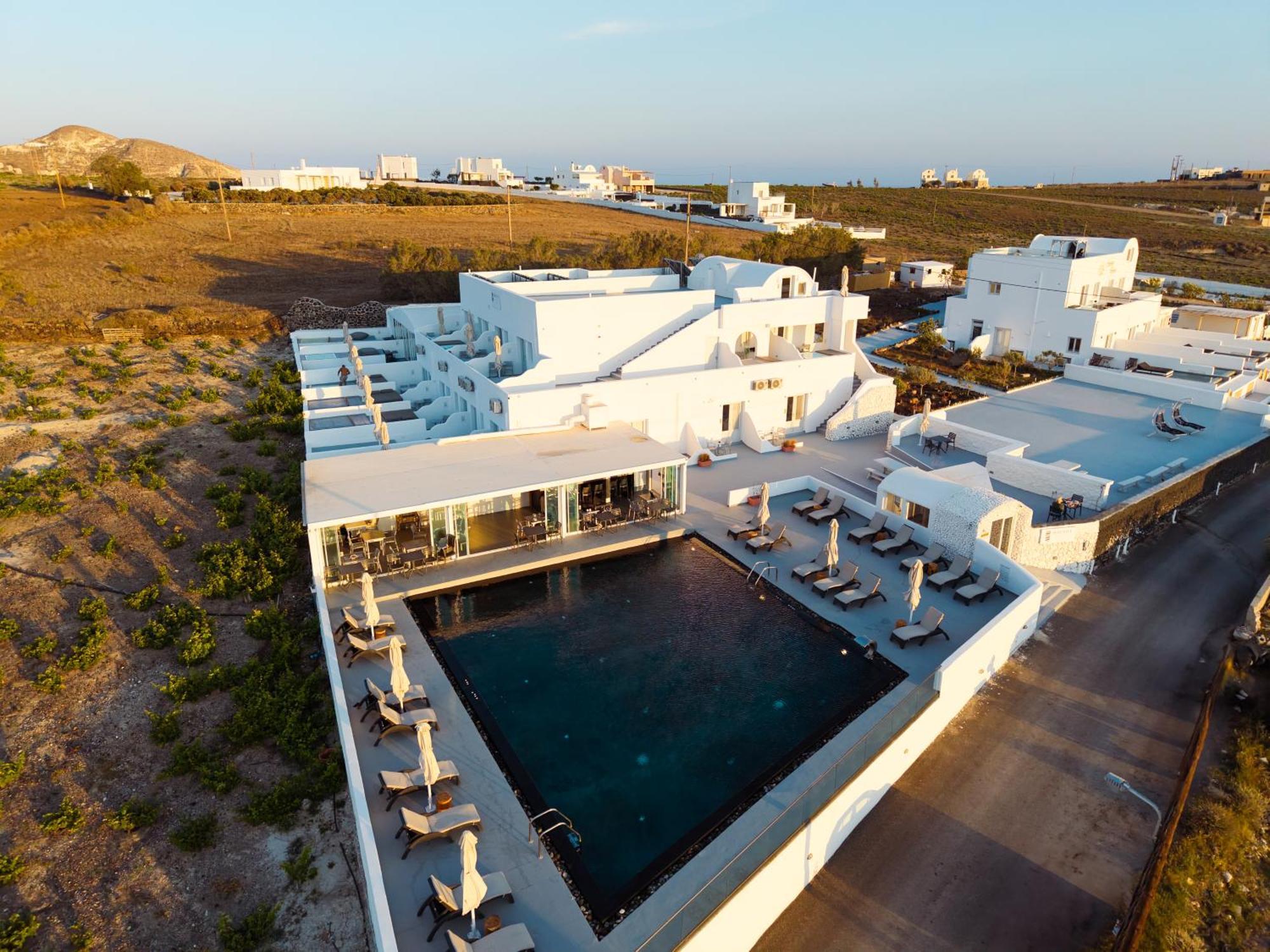 Akrotírion Serenita Luxury Suites מראה חיצוני תמונה
