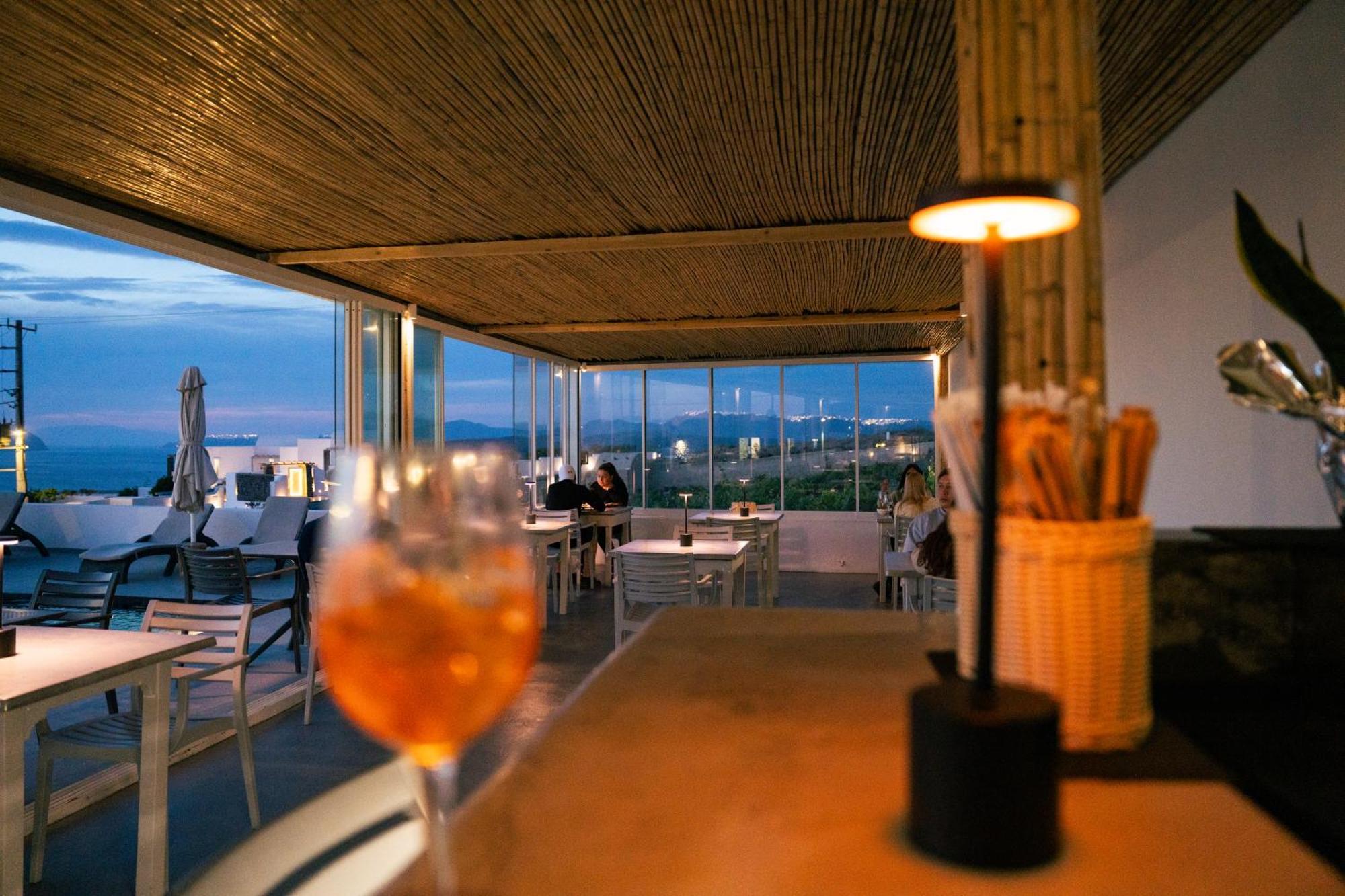 Akrotírion Serenita Luxury Suites מראה חיצוני תמונה