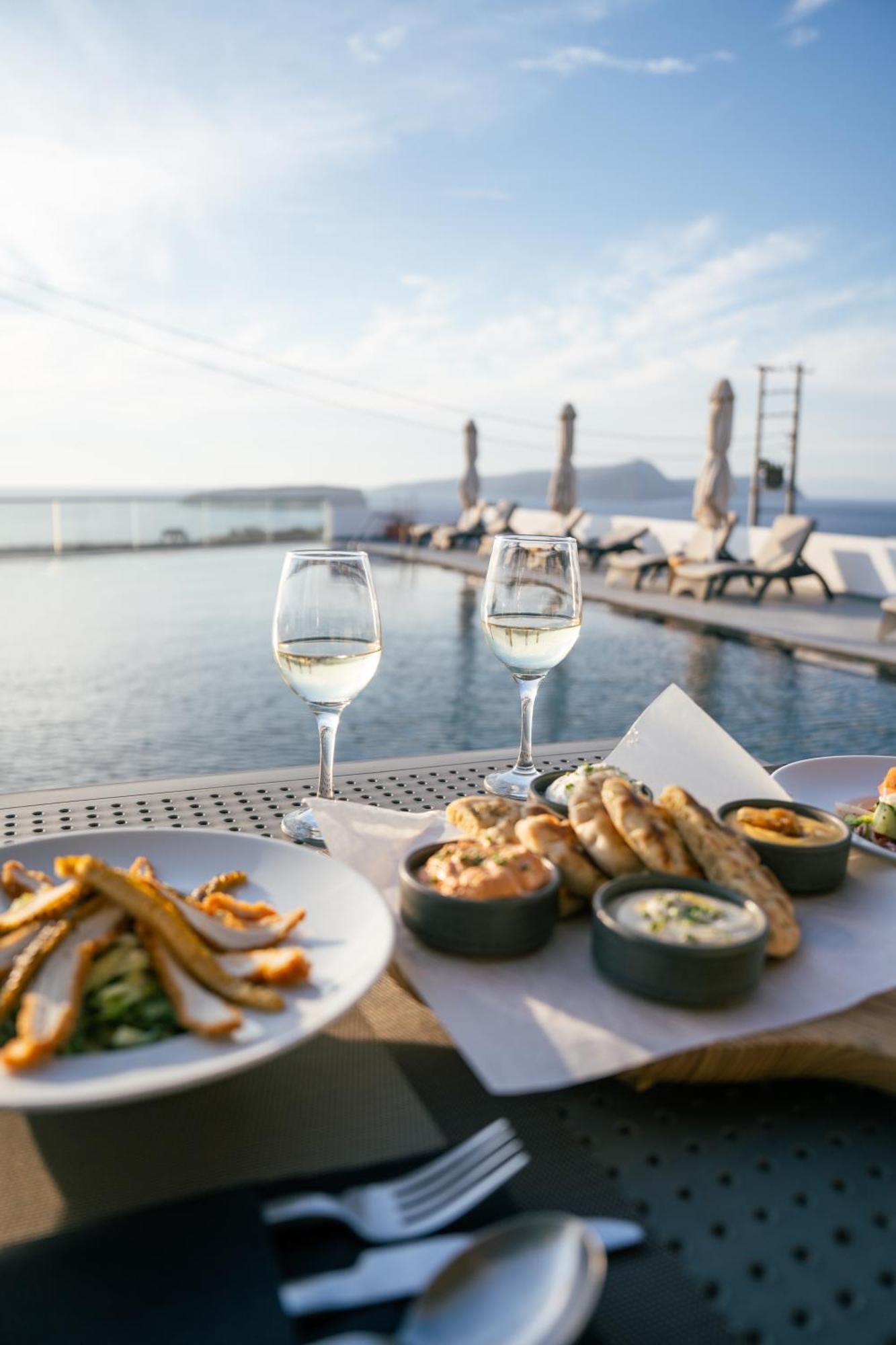 Akrotírion Serenita Luxury Suites מראה חיצוני תמונה