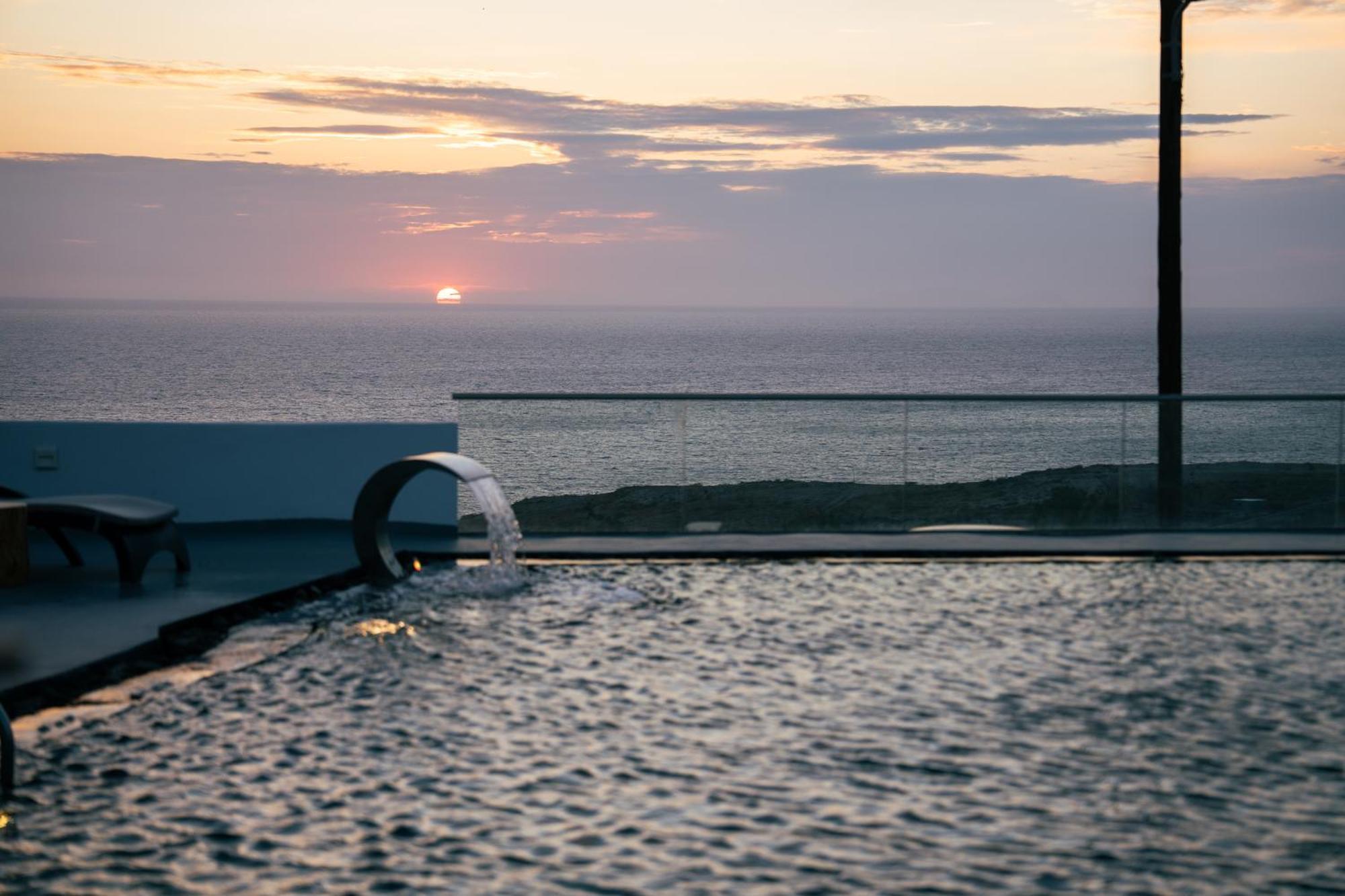 Akrotírion Serenita Luxury Suites מראה חיצוני תמונה